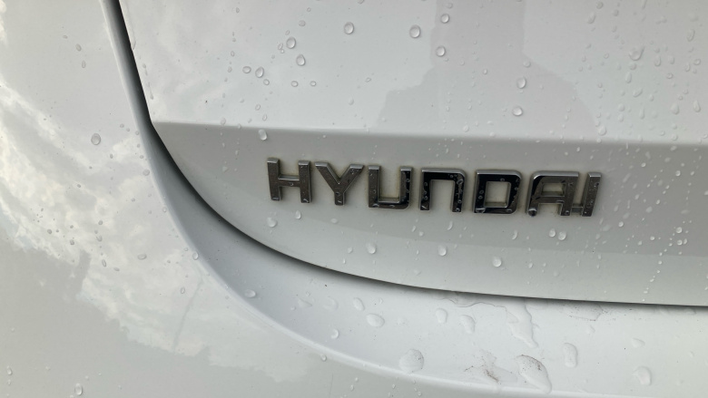 Hyundai i20 1.0T GDi 48V MHD SE Connect 5dr Petrol Hatchback